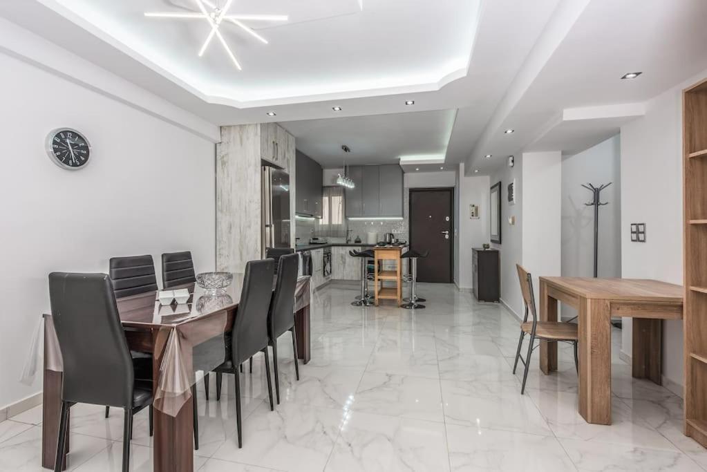 Be Cool Near Kypseli By Atheniankeys Apartment Exterior photo